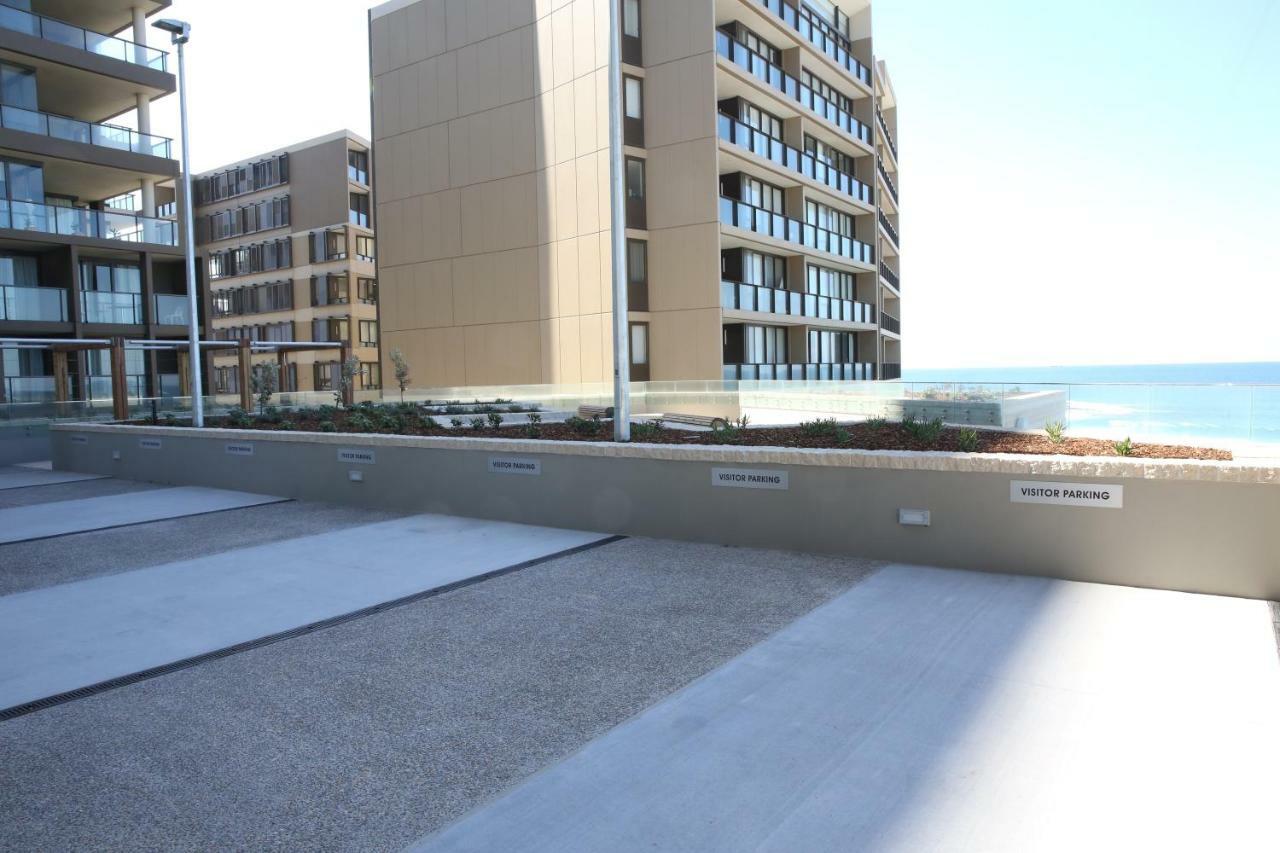 Ferienwohnung Arena On The Beach Newcastle Exterior foto
