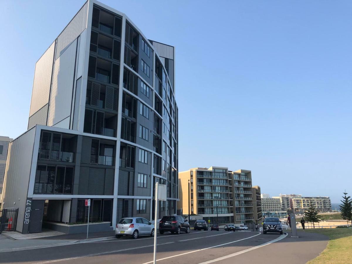 Ferienwohnung Arena On The Beach Newcastle Exterior foto